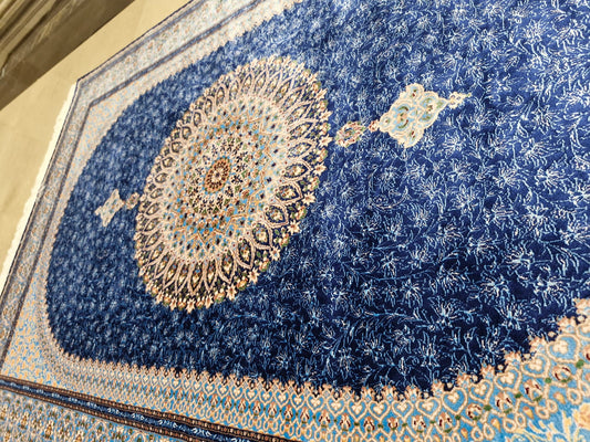 Serravelle Serenity Medallion Modal Silk