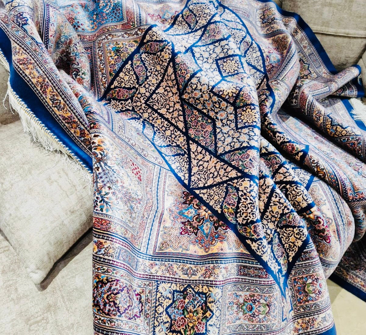 Geometric Mystery Modal Silk