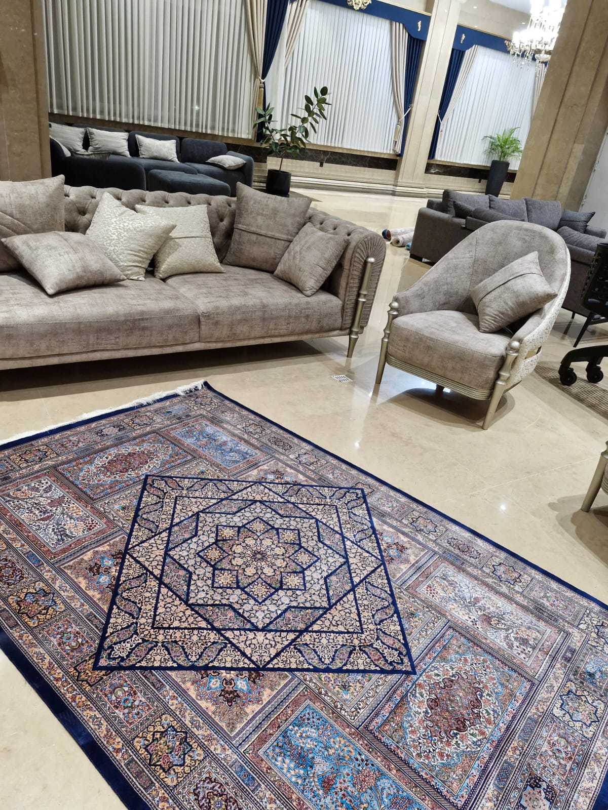 Geometric Mystery Modal Silk
